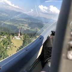 Flugwegposition um 17:09:37: Aufgenommen in der Nähe von Gemeinde Lochau, Lochau, Österreich in 1192 Meter